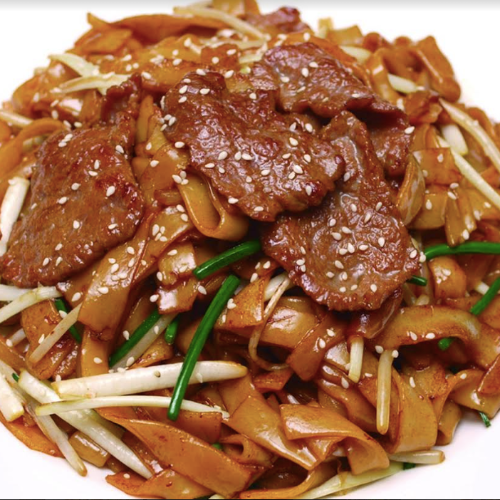 Stir Fried Rice Noodle (Beef/Chicken/Pork) 干炒牛河/鸡河/猪河